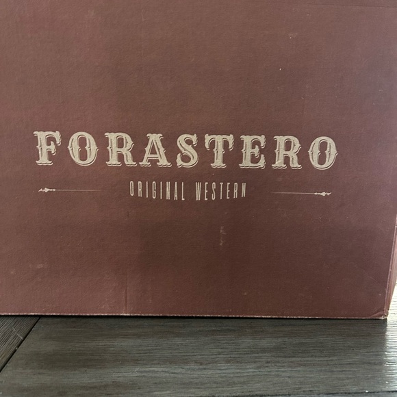 Forastero Genuine Leather Western Boots - Picture 14 of 14